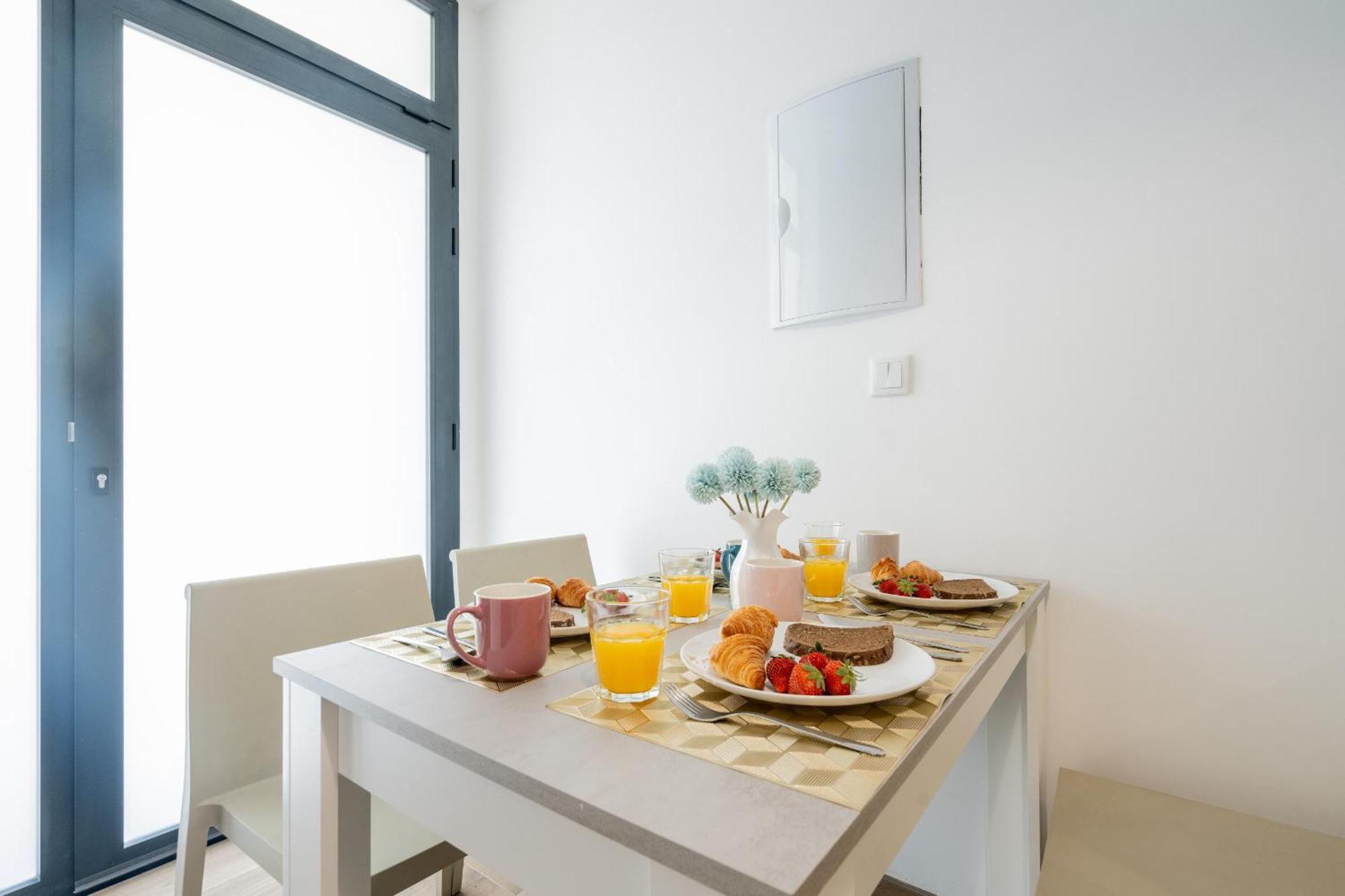 Appartamento Visitval Flats 1 Valenza Esterno foto